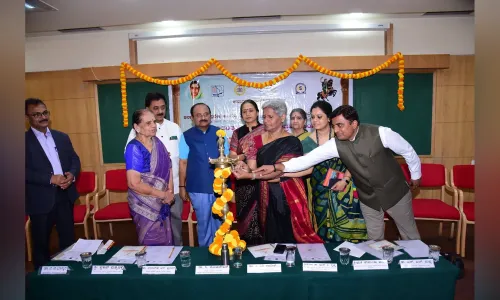 1_ಗಡಿನಾಡು-ಲೇಖಕಿಯರ-ಸಮಾವೇಶ-18.03.23-೧